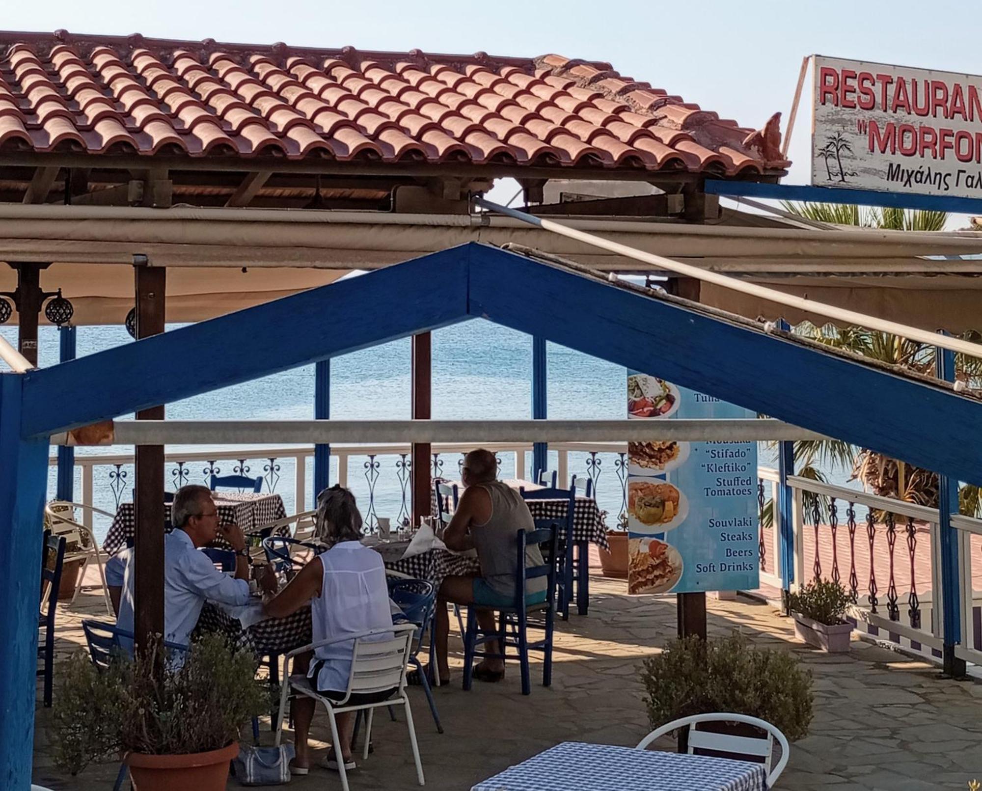 Svetlana & Michalis Oasis Hotel Agia Marina  Exterior foto